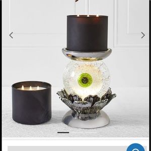 BBW Water Globe Eyeball Pedestal